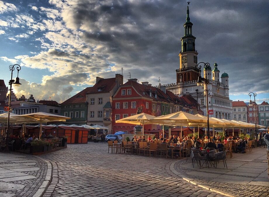 Najniższe bezrobocie w polskich metropoliach. Poznań na pozycji lidera